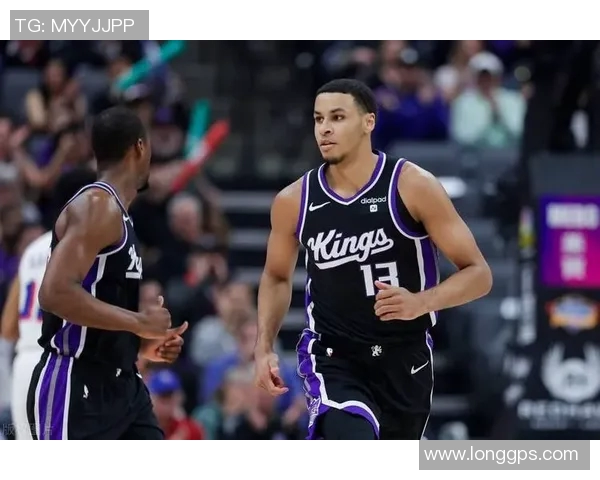 德阿隆福克斯如何引领萨克拉门托国王重返季后赛争夺战